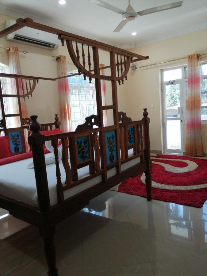 Salhiya Lodge Zanzibar Esterno foto